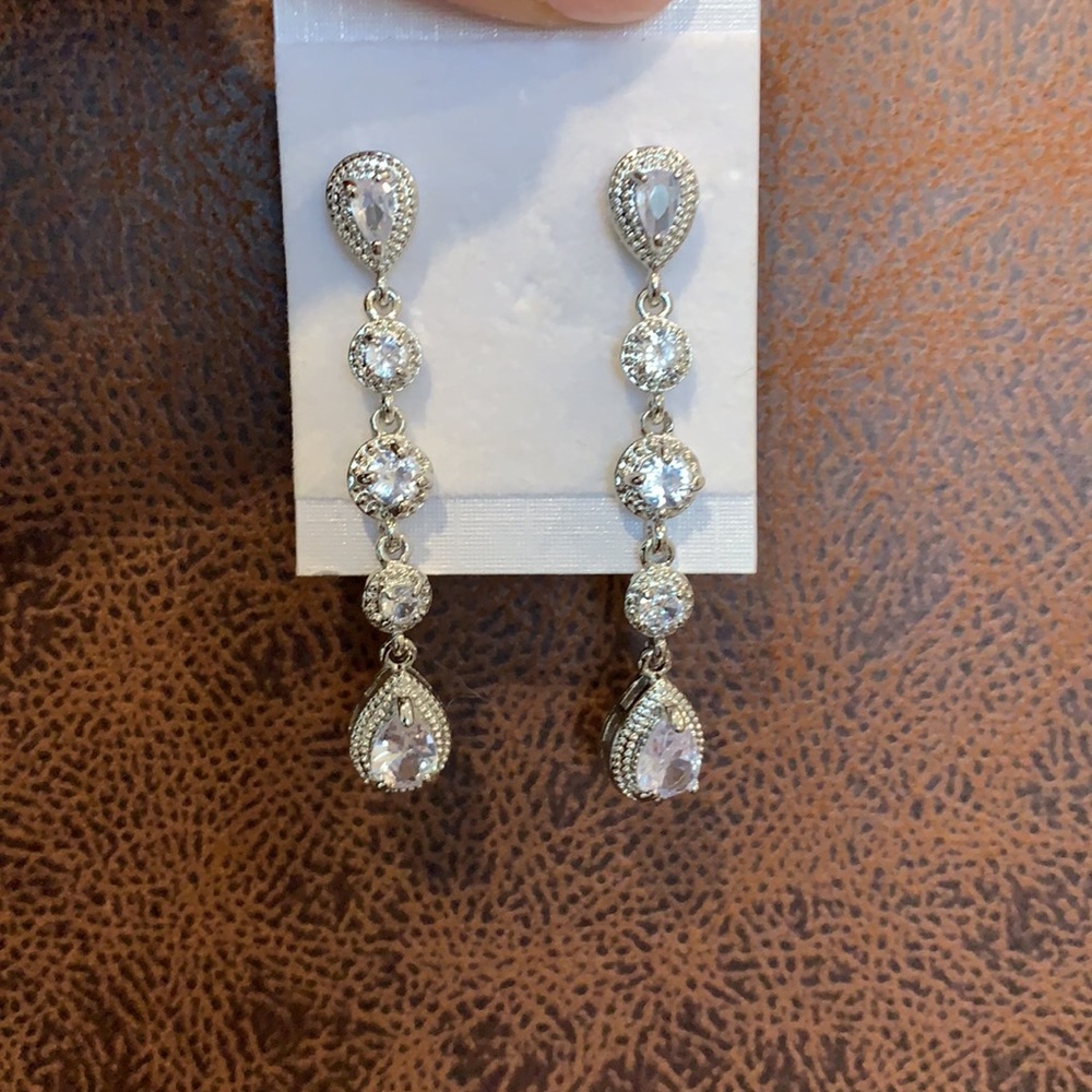Wedding earrings